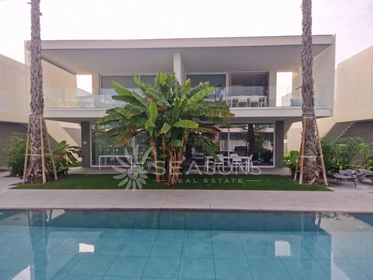 3-Bedroom Apartment in Jesolo, photo 2