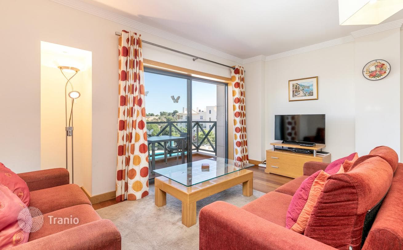 2-Bedroom Apartment with Parking in Albufeira, Faro
