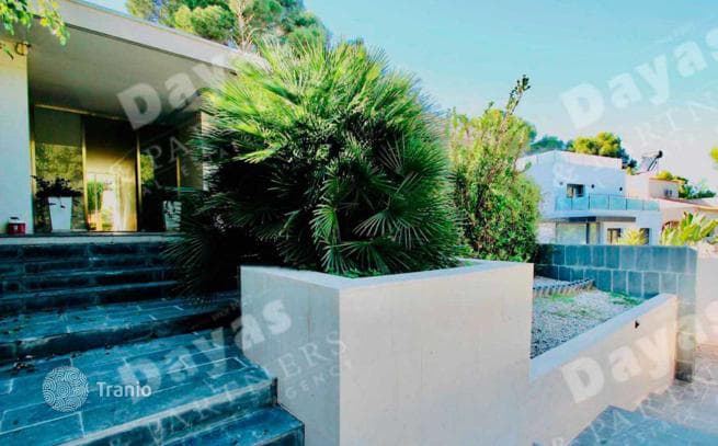 3-Bedroom Villa in Torrevieja