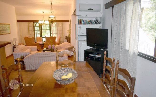 4-Bedroom Villa in Agios Mattheos, Corfu
