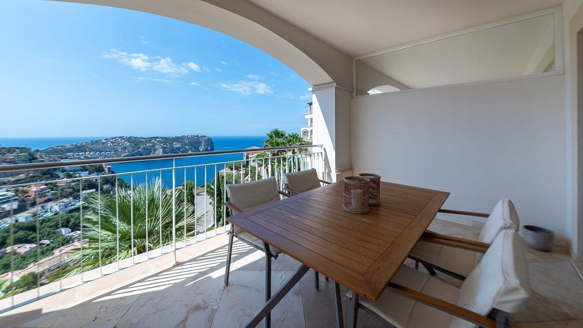 2-Bedroom Apartment in Andratx, photo 2