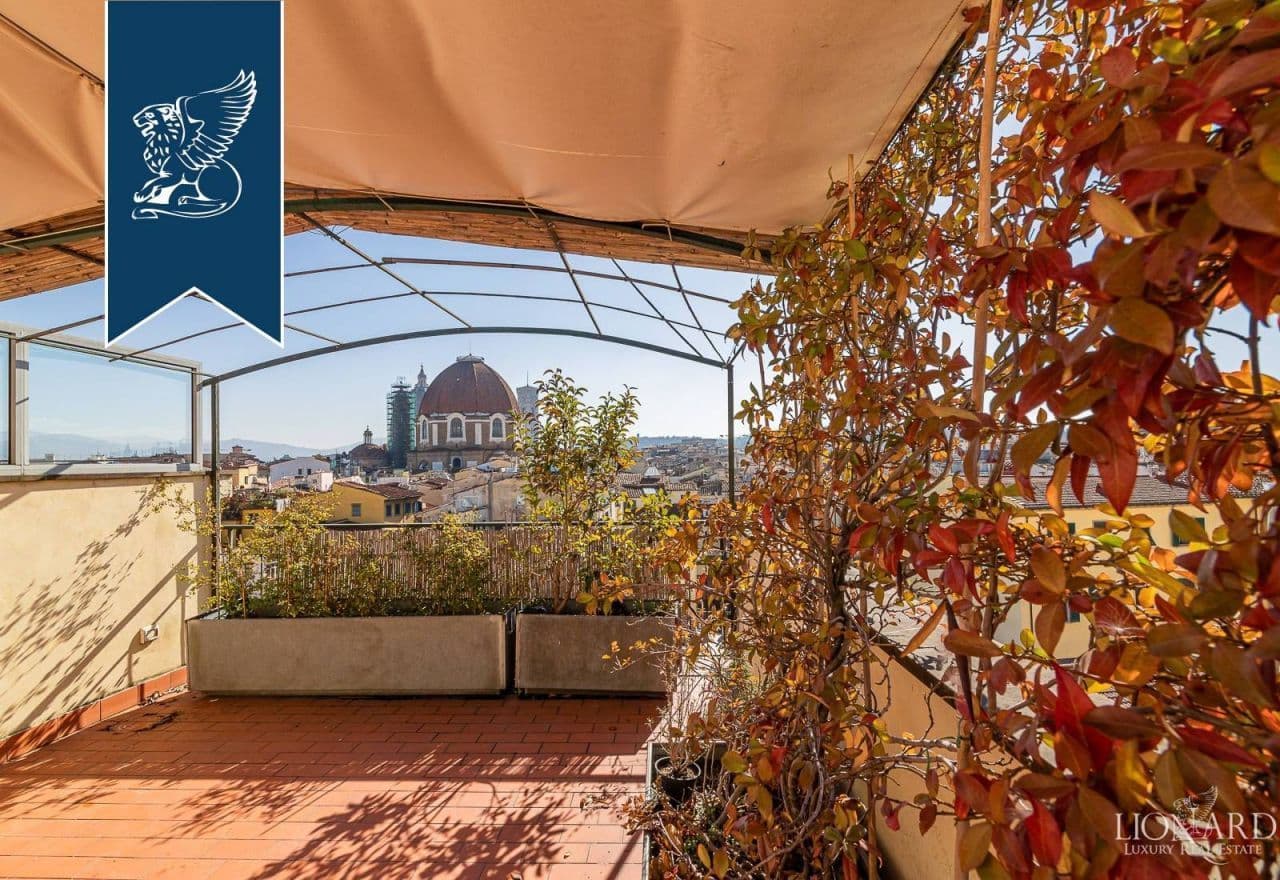 3-Bedroom Apartment in Florence, photo 5