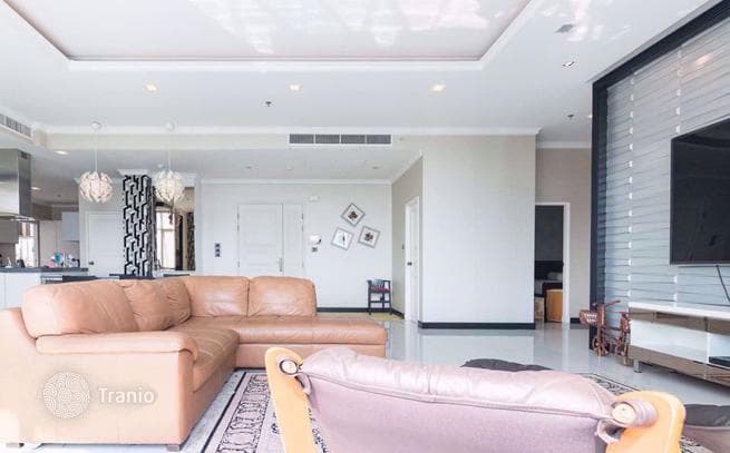3-Bedroom Condo in Huai Khwang, Bangkok, photo 4