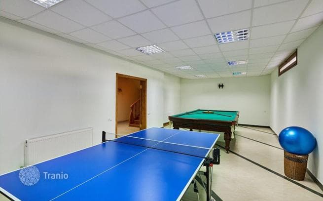 4-Bedroom House 427 m² on Krtsanisi Street, Tbilisi