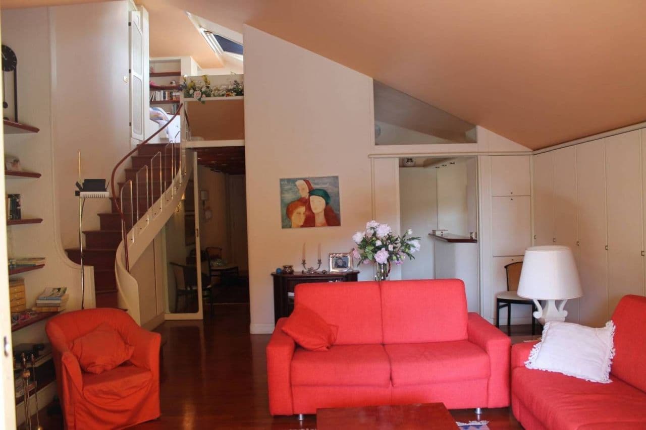 2-Bedroom Apartment in Ospedaletti, photo 3