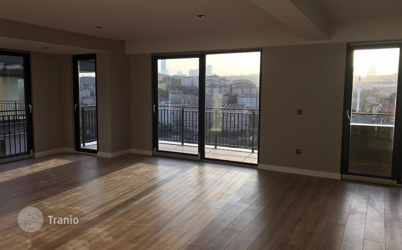 2-Bedroom (2+1) Apartment in Sariyer, Istanbul