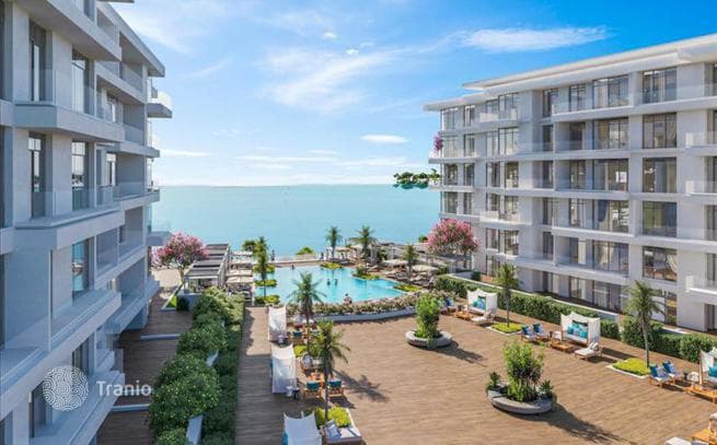 Luxury Beachfront Apartments with Pool in Sharjah, photo 5