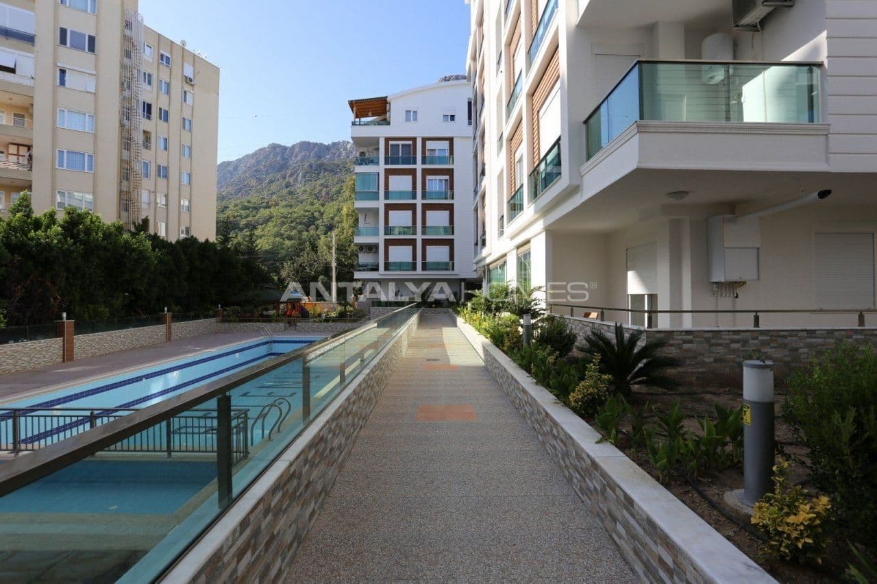 2-Bedroom Penthouse in Konyaalti, Antalya, photo 3
