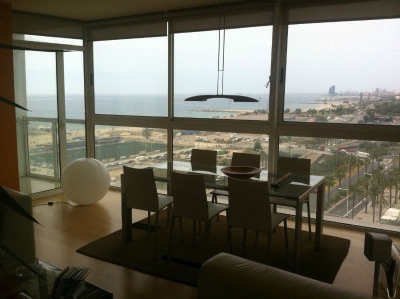 4-Bedroom Apartment in Barcelona, photo 5