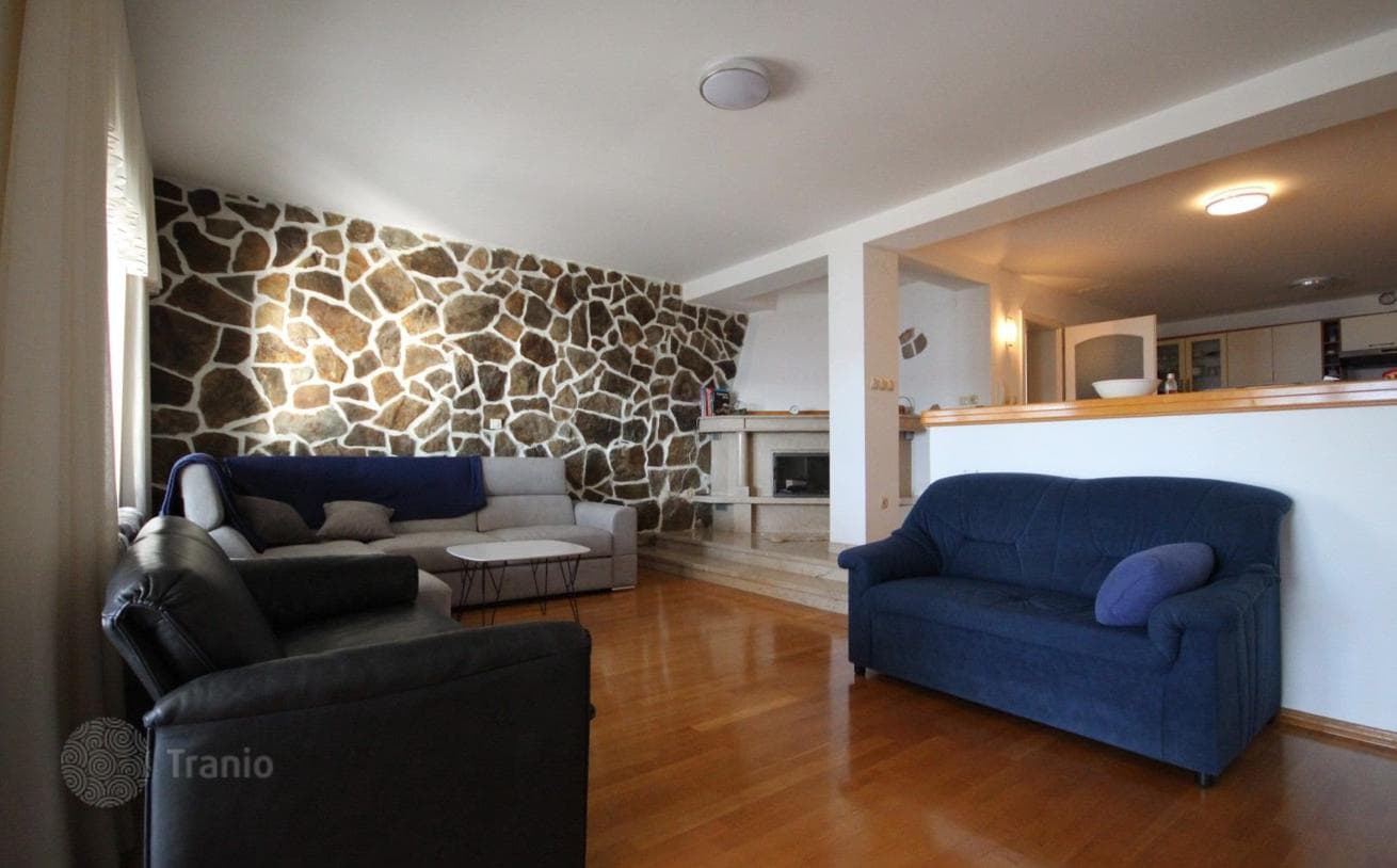 7-Bedroom House in Lokva Rogoznica, photo 2