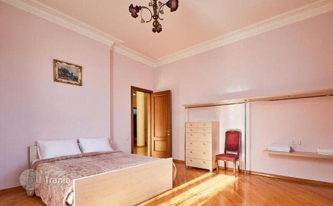 4-Bedroom House 427 m² on Krtsanisi Street, Tbilisi, photo 2