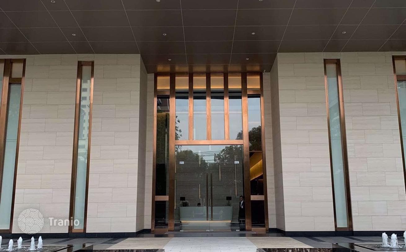 1-Bedroom Condo in Luxury High-Rise, Watthana, Bangkok, photo 3