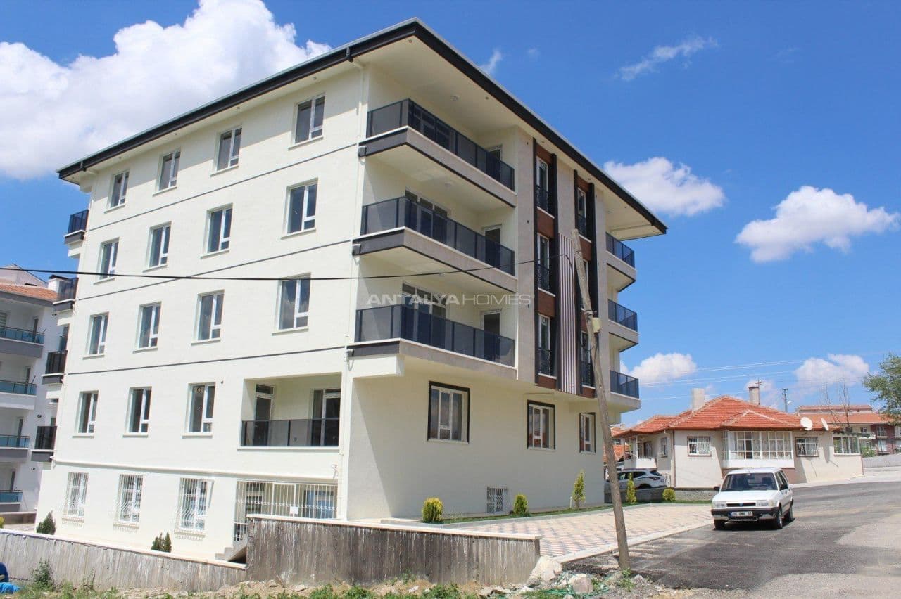 4-Bedroom Apartment in Kecioren, Ankara, photo 3