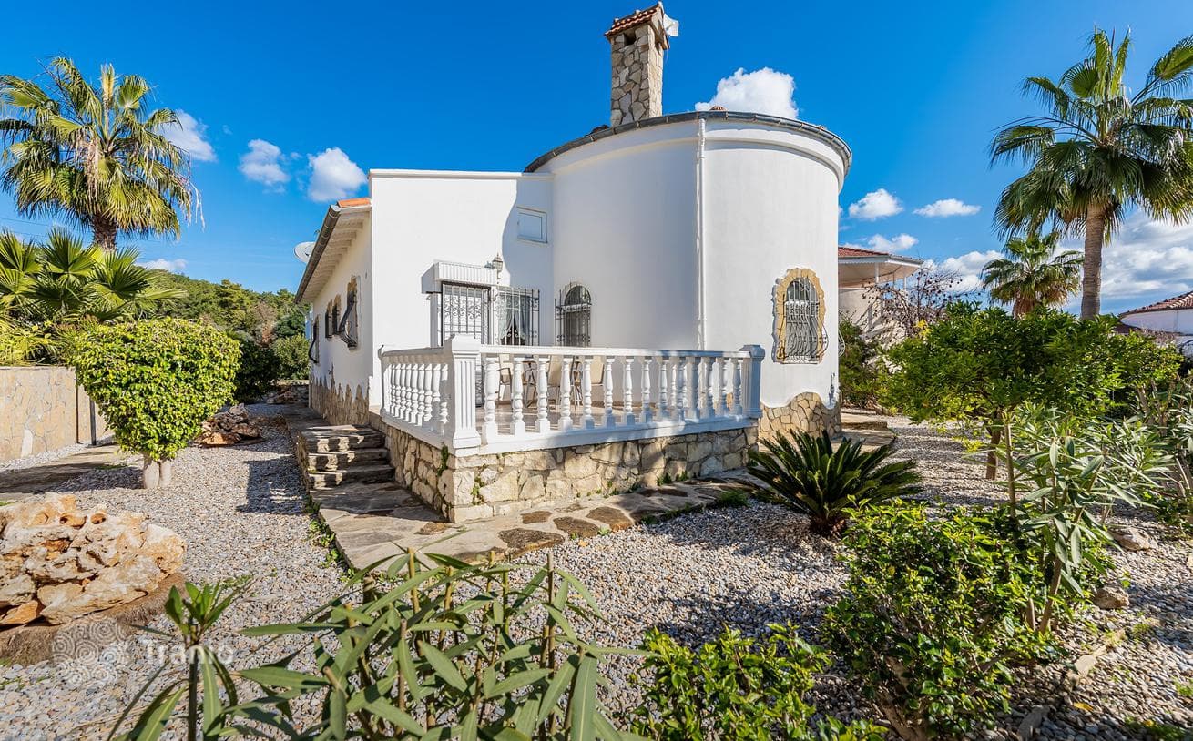 3-Bedroom (3+1) Villa with Private Pool in Avsallar, Alanya