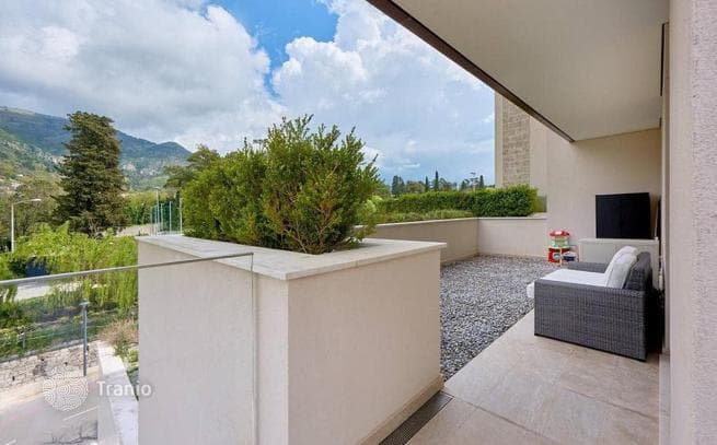 1-Bedroom Apartment with Marina View in Tivat, photo 5