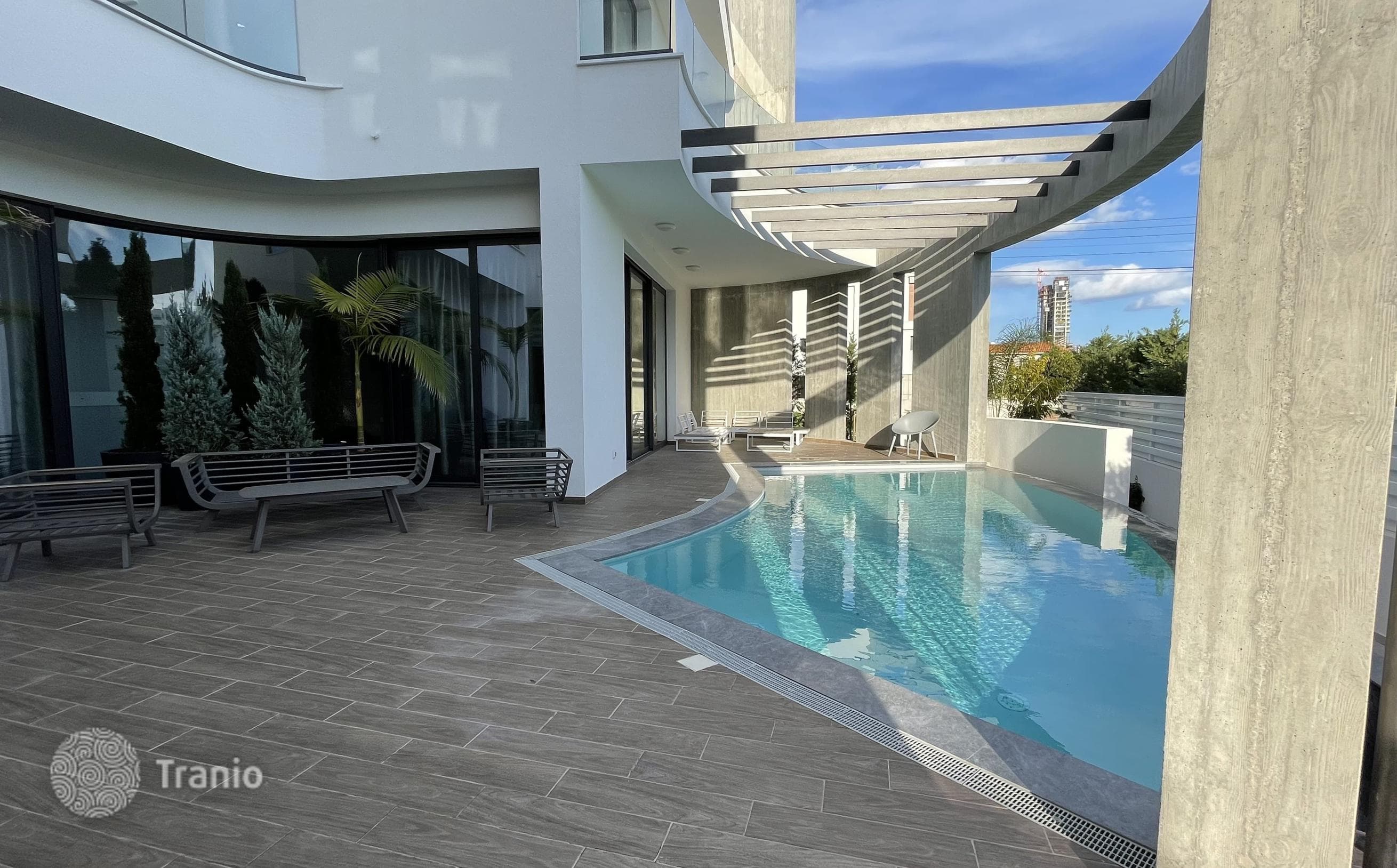 3-Bedroom Modern Villa with Infinity Pool in Potamos Germasoyia, Limassol, photo 3