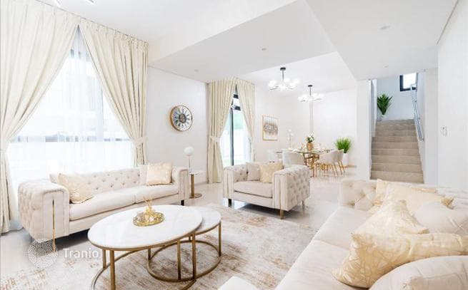 Nasma Residences: Townhouses with Shared Pool, School and Club in Sharjah, photo 2