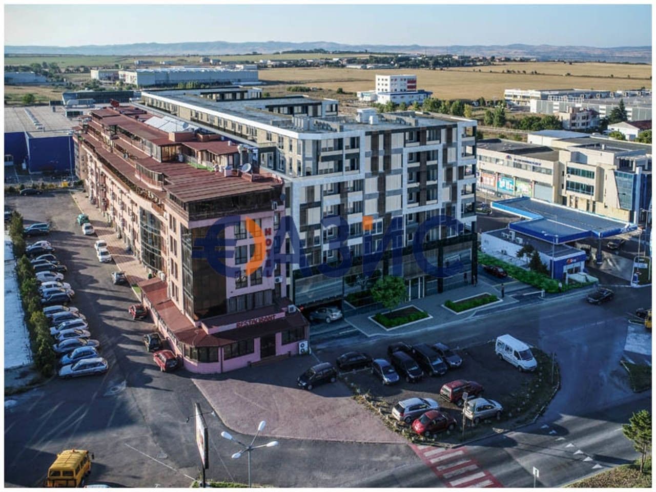 2-Bedroom Apartment in Burgas, photo 3