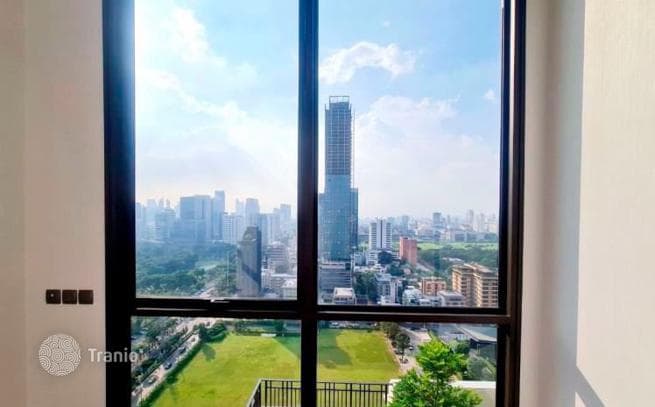3-Bedroom Condo in Pathum Wan, Bangkok, photo 4