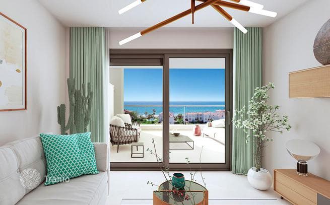 Penthouse with Sea View in New Gated Development with Pool in Estepona