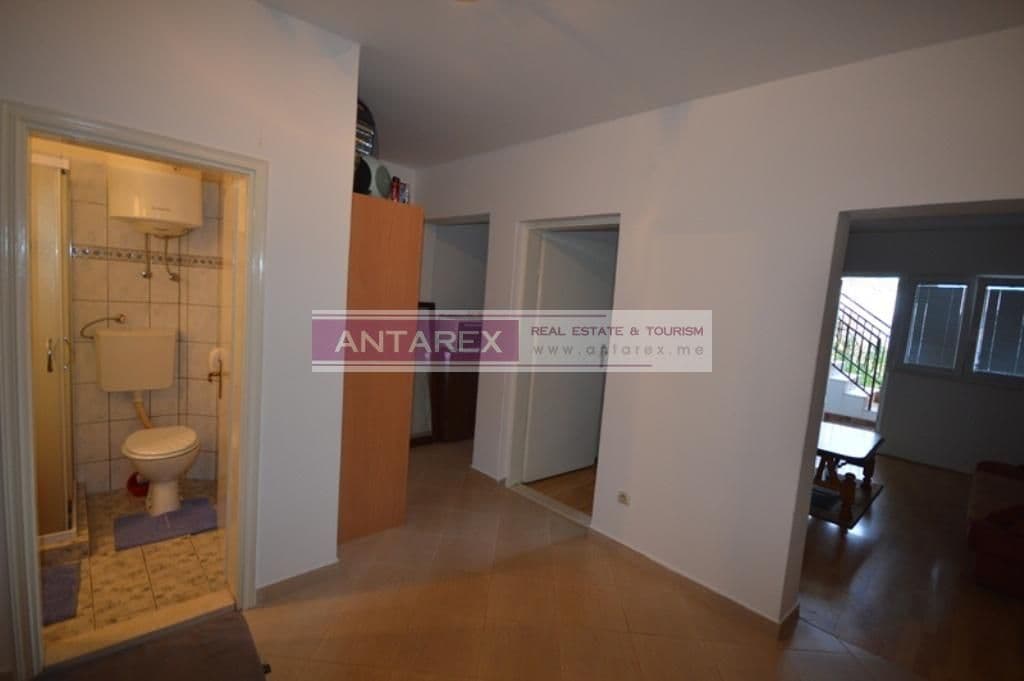 Apartment in Baosici, Budva, photo 5
