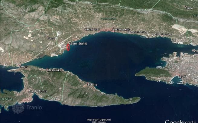 Land Plot with House and Sea View in Kastela, Dalmatia, photo 3