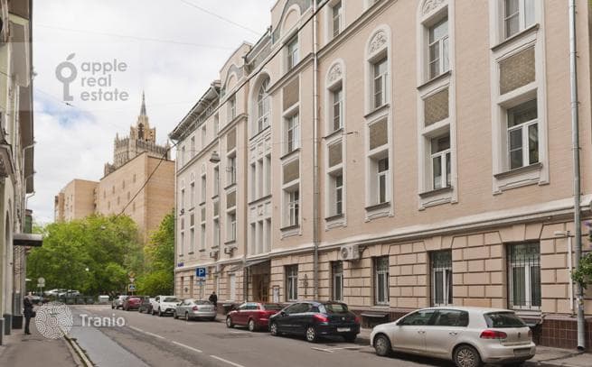 2-Bedroom Apartment in Khamovniki, Moscow, photo 2