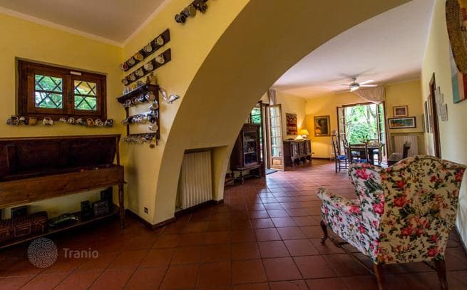 Two-Story Villa with Garden in Forte dei Marmi, Tuscany, photo 4