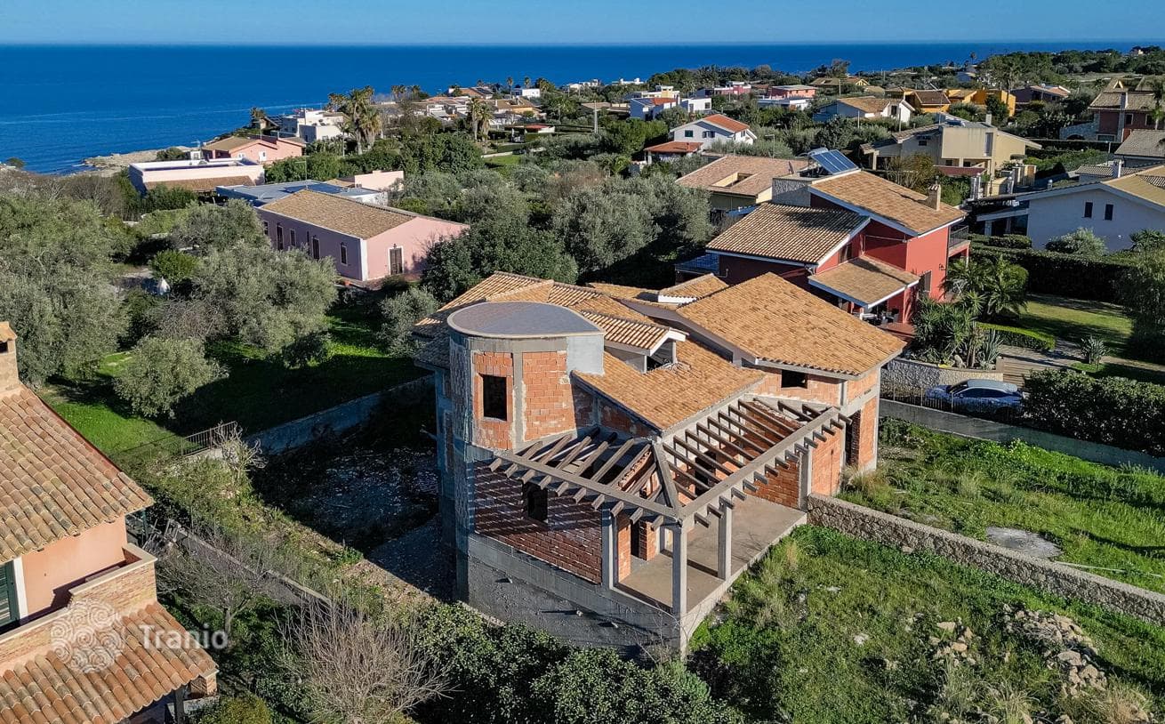 5-Bedroom Villa with Sea View in Augusta, Sicily, photo 3