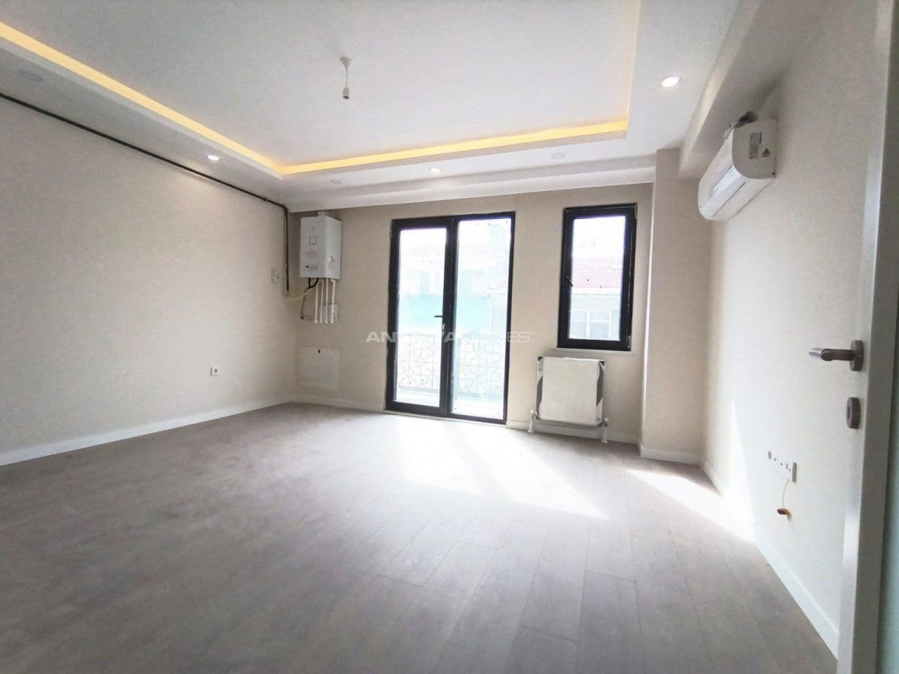 3-Bedroom Apartment in Fatih, Istanbul, photo 4