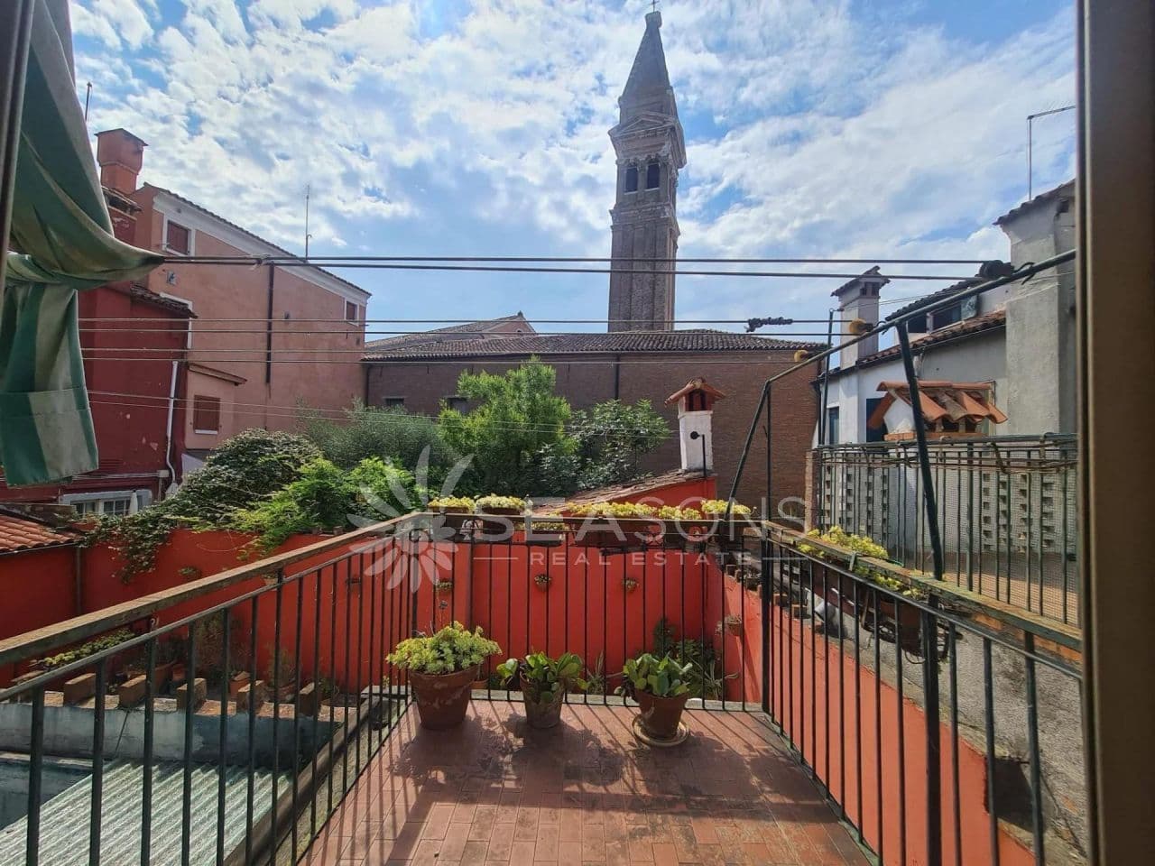 2-Bedroom Apartment in Venice, photo 2