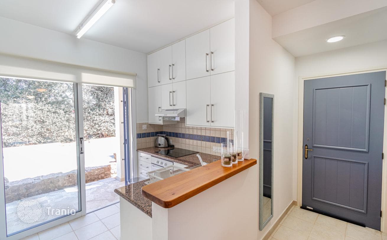 2-Bedroom Penthouse in Paphos, Cyprus, photo 3