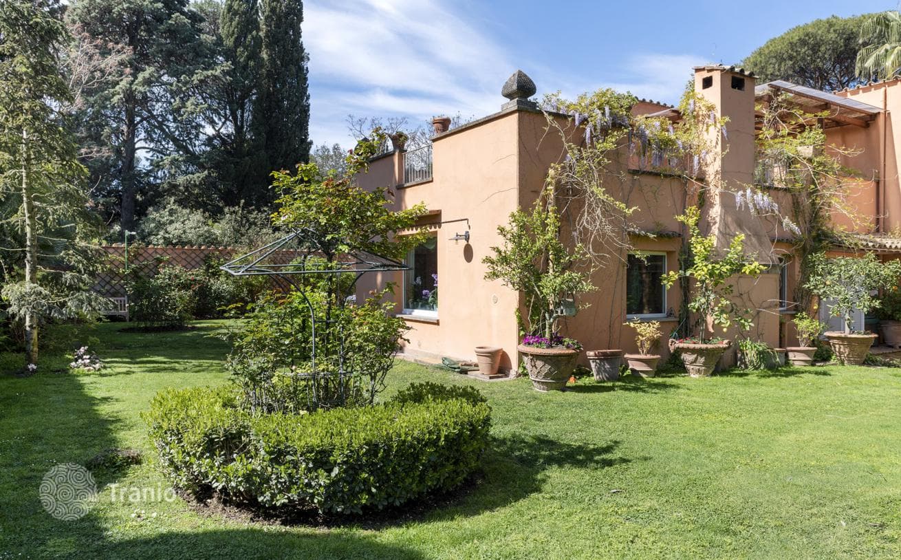 6-Bedroom Villa in Rome, Italy, photo 4
