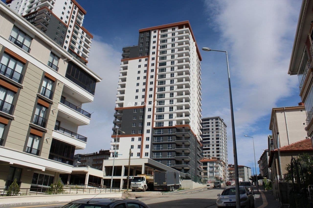 4-Bedroom Apartment in Kecioren, Ankara