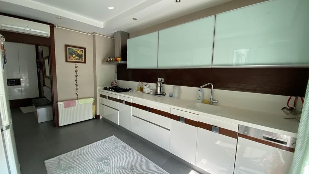 1-Bedroom Apartment in Antalya, photo 5