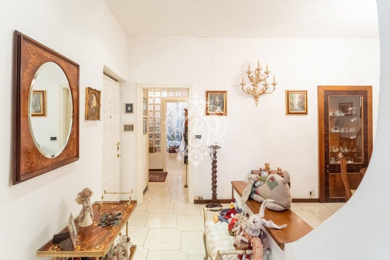 Квартира в Комо, Италия, 140 м², фото 5