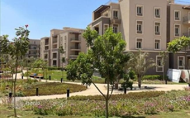 Low-Rise Residence with Parks and Lakes in Cairo, photo 4