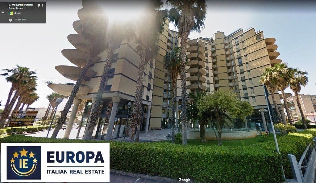 3-Bedroom Penthouse in Arma di Taggia, photo 2
