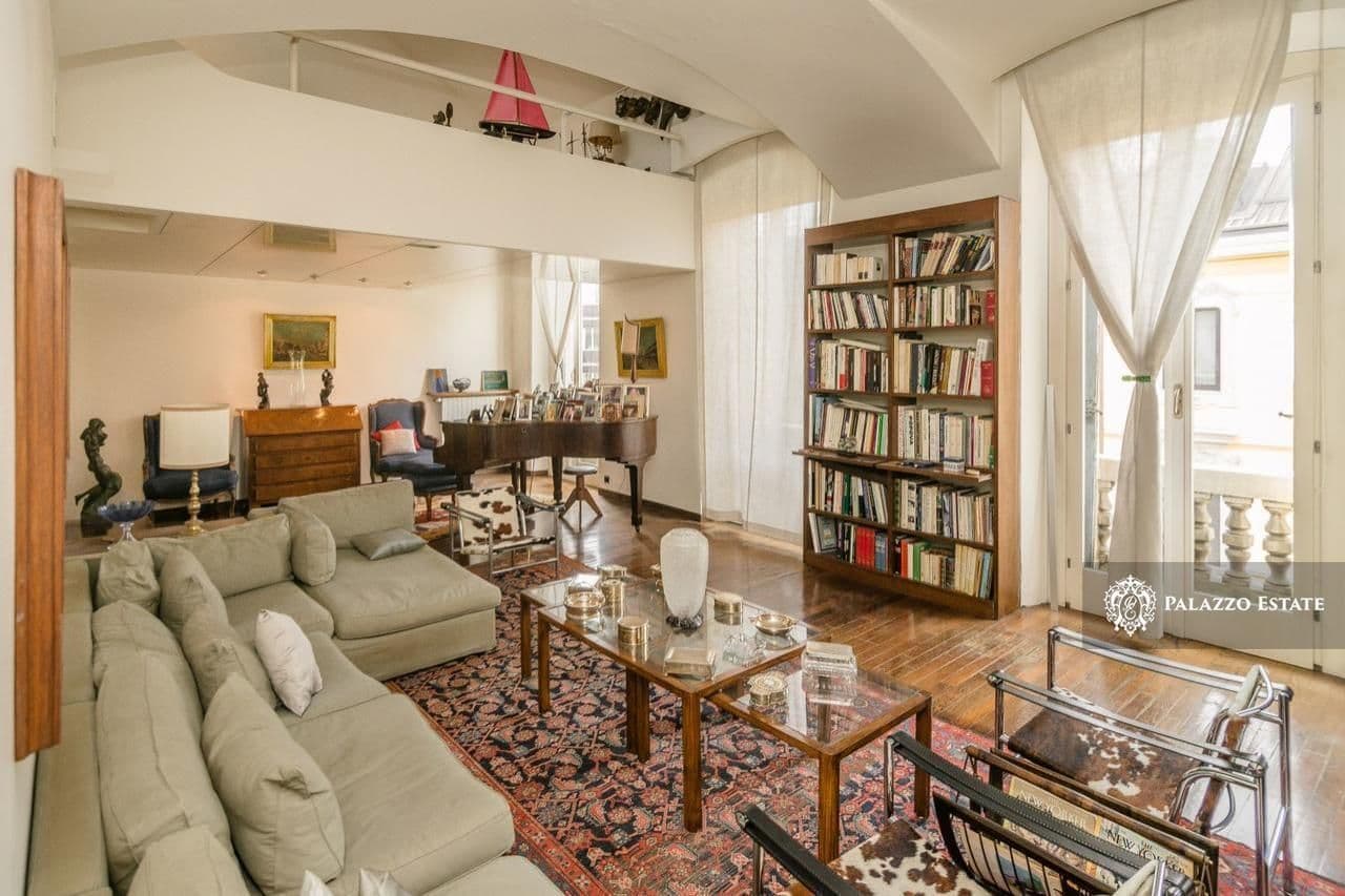 Апартаменты в Милане, Италия, 380 м²