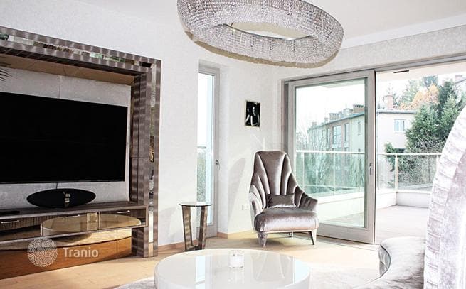 3-Bedroom Penthouse with Panoramic City View in District 12, Budapest, photo 4