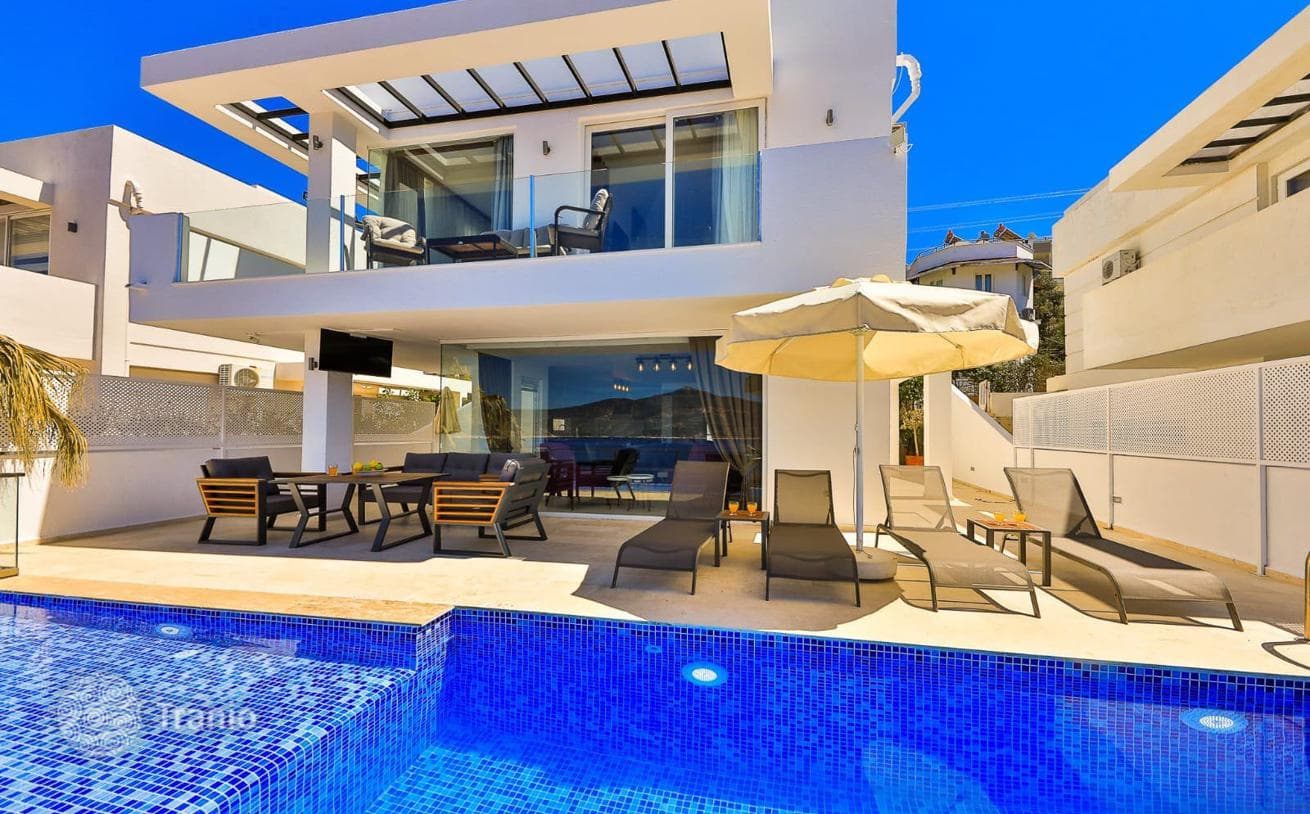 Luxury Villa with Panoramic Sea Views in Kas, Turkey, photo 5