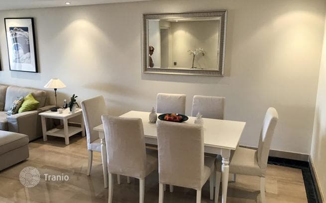 Modern Apartment with Terrace and Sea View in Estepona, photo 3