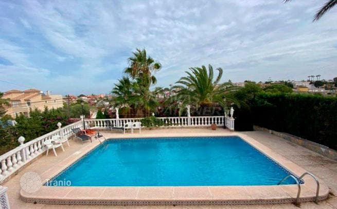 4-Bedroom Villa in Torrevieja, Spain, photo 2