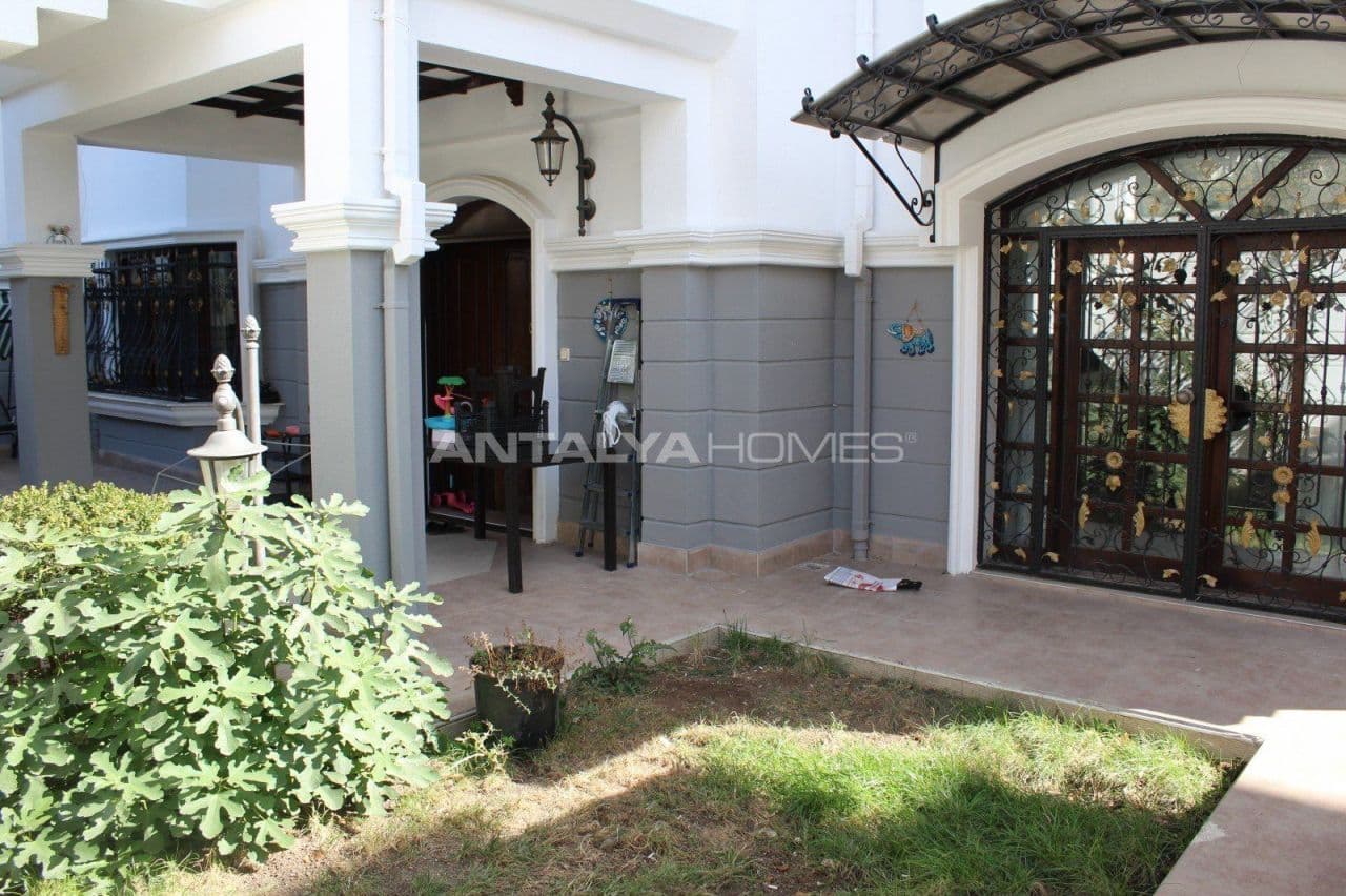 6-Bedroom Townhouse in Kecioren, Ankara, photo 3