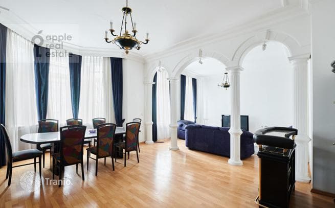 3-Bedroom Apartment in Khamovniki, Moscow, photo 2