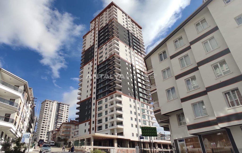 4-Bedroom Apartment in Kecioren, Ankara, photo 2