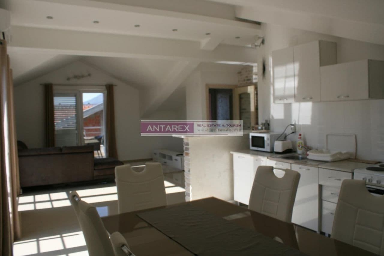 3-Room Apartment in Lastva, Montenegro, photo 2