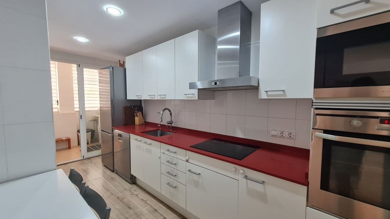 2-Bedroom Apartment in Palma de Mallorca, photo 5