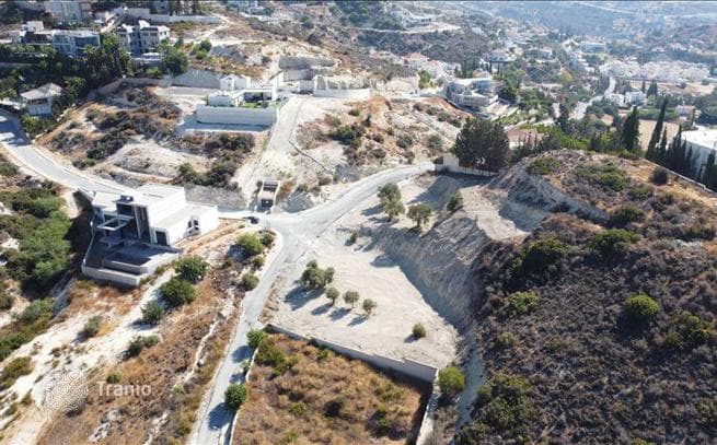 2,700 m² Land Plot with Panoramic Views in Agios Tychon, Limassol, photo 3