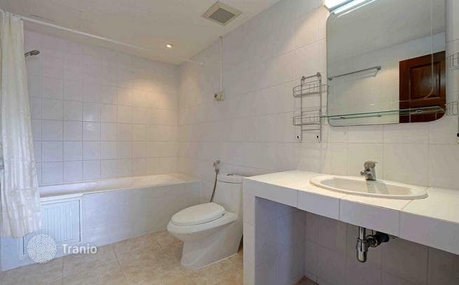 1-Bedroom Condo Apartment with 105 m² in Patong, Phuket, photo 5